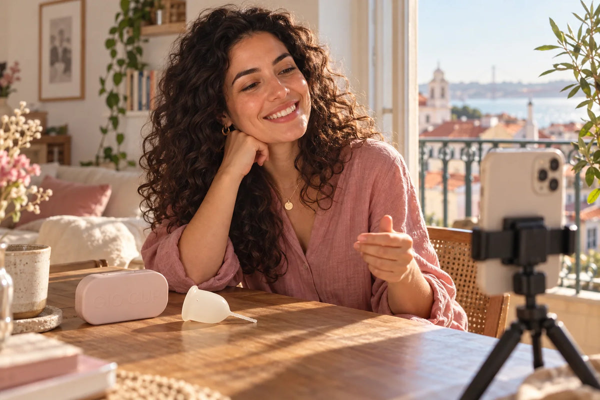 Criadoras de conteúdo com o copo menstrual GIOCUP®